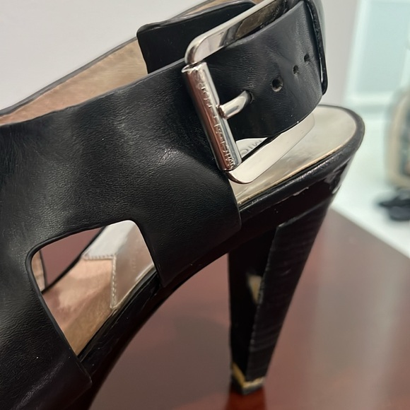 Michael Kors Carla Platform Black Leather Size 7 - Picture 14 of 17